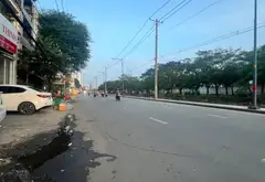 Mtkd hướng Nam, cũ mà kiên cố, gần Pouyuen, giảm còn 13t... Bán nhà mặt phố tại Bình Tân, Hồ Chí Minh 01