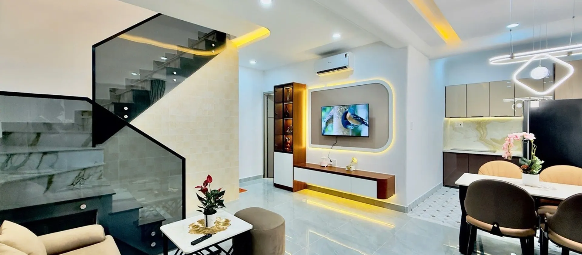 Ngôi nhà có không gian riêng, nhưng vẫn ấm áp, với 37m2 ngay Phú Nhuận giá 6.2 tỷ... Bán nhà riêng tại Đức Nhuận, Hồ Chí Minh 01