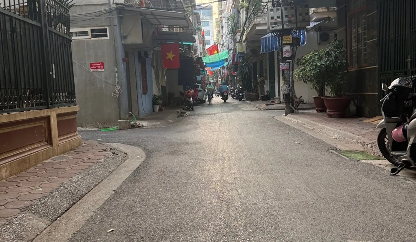 Cơ hội hiếm sở hữu nhà mặt tiền rộng tại Cầu Giấy, phù hợp kinh doanh đa dạng... Bán nhà riêng tại Cầu Giấy, Hà Nội 01