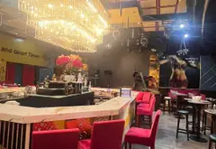 Nhà mặt phố góc 2 mặt tiền rộng tại trung tâm Quận 1... Bán nhà mặt phố tại Cầu Ông Lãnh, Hồ Chí Minh 02