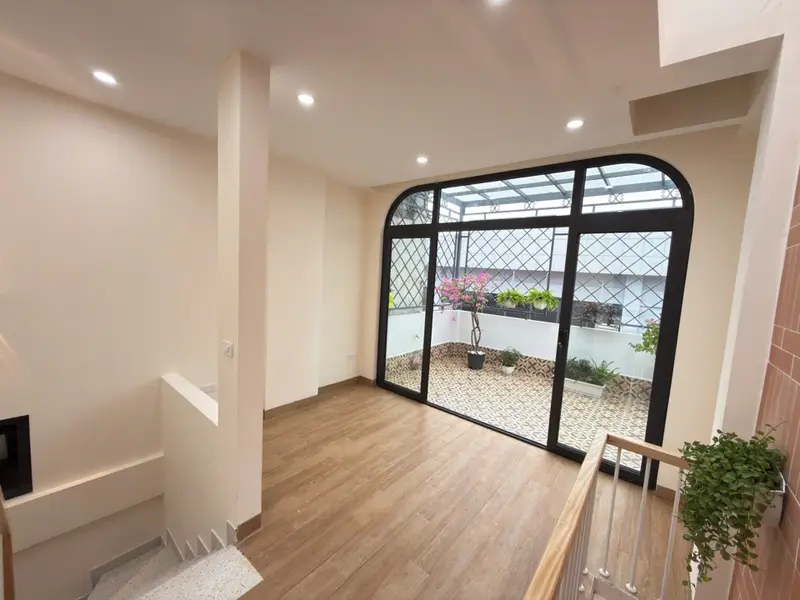Nhà mới xây full nội thất trung tâm Thanh Xuân, cách mặt phố Vũ Tông Phan chỉ 30m... Bán nhà riêng tại Khương Đình, Hà Nội 01