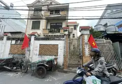 Buệt Thự Sát Bờ Kè Tham Lương, 3 tầng, diện tích 218m² giá 21.5 tỷ... Bán nhà mặt phố tại An Hội Tây, Hồ Chí Minh 01