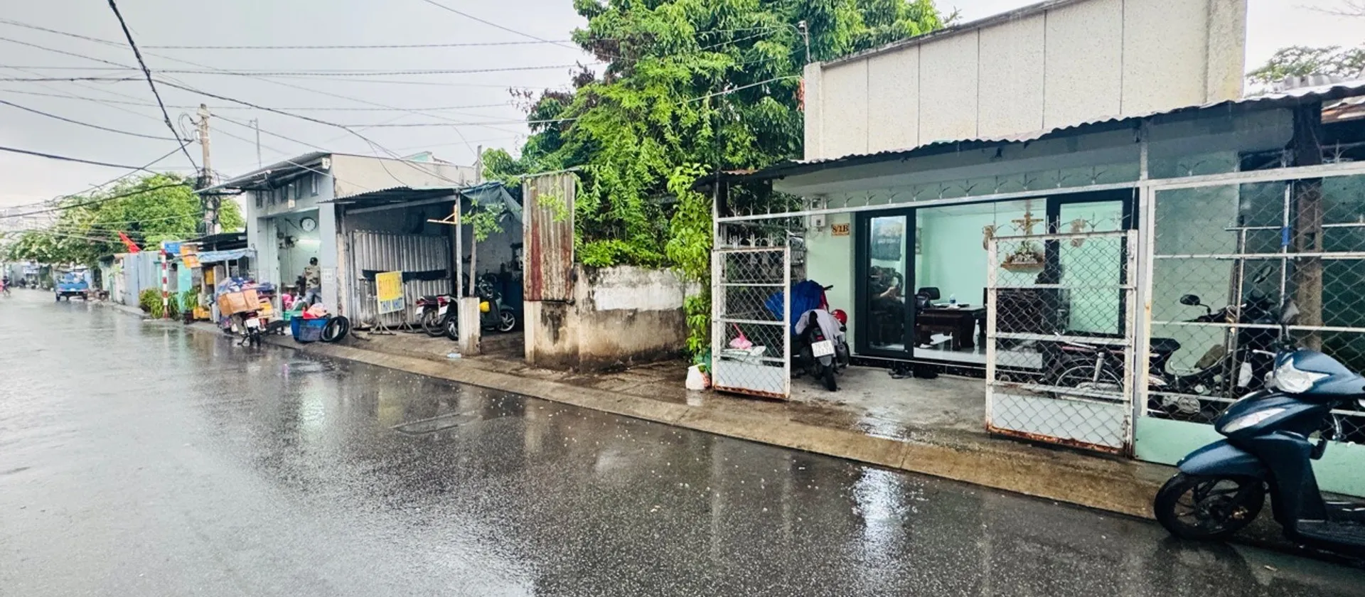 VIP - MTKD NGAY CẦU BÌNH TIÊN - NHÀ CẤP 4 - DTCN 78m2 - NGANG BỀ THẾ 5.7m - HƠN 4 TỶ... Bán nhà mặt phố tại Phú Định, Hồ Chí Minh 01