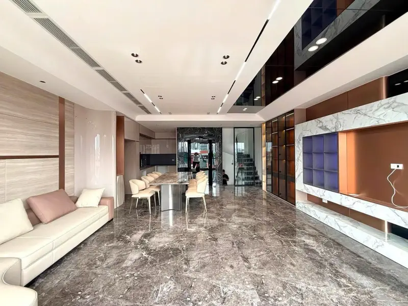 Cơ hội sở hữu nhà 8 tầng thang máy mặt tiền rộng tại Nguyễn Văn Cừ thông Hồng Tiến... Bán nhà riêng tại Bồ Đề, Hà Nội 01