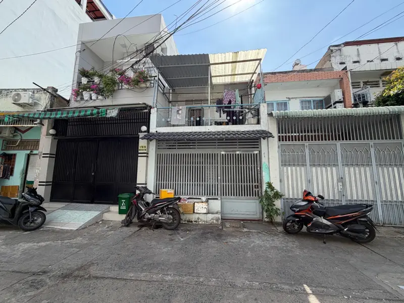 Cơ hội hiếm có nhà hẻm xe tải Trung tâm Tân Phú cũ, giá tốt nhất 2024... Bán nhà riêng tại Phú Thọ Hòa, Hồ Chí Minh 01