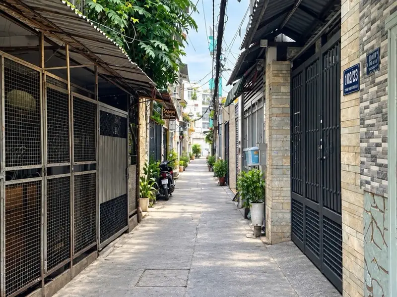 Nhà đẹp quận 10, hẻm thẳng, gần mặt tiền Tô Hiến Thành... Bán nhà riêng tại Hòa Hưng, Hồ Chí Minh 01