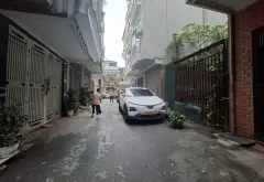 Mảnh đất VÀNG KHƯƠNG TRUNG 37m mặt tiền rộng PHÂN LÔ Ô TÔ TRÁNH - VÀO NHÀ
BÃI Ô TÔ GẦN NHÀ 11.8 tỷ... Bán đất tại Thanh Xuân, Hà Nội 09