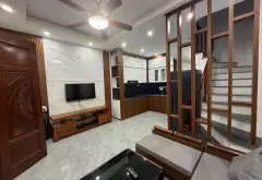 Nhà 5 tầng tại phường Việt Hưng, Hà Nội, nội thất đầy đủ, gần đường ô tô... Bán nhà riêng tại Việt Hưng, Hà Nội 01