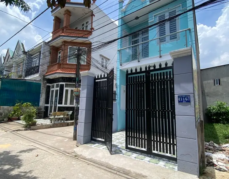 Bán nhà riêng 2 tầng tại quận với vị trí lô góc gần chợ Nữ Dân Công... Bán nhà riêng tại Vĩnh Lộc, Hồ Chí Minh 01