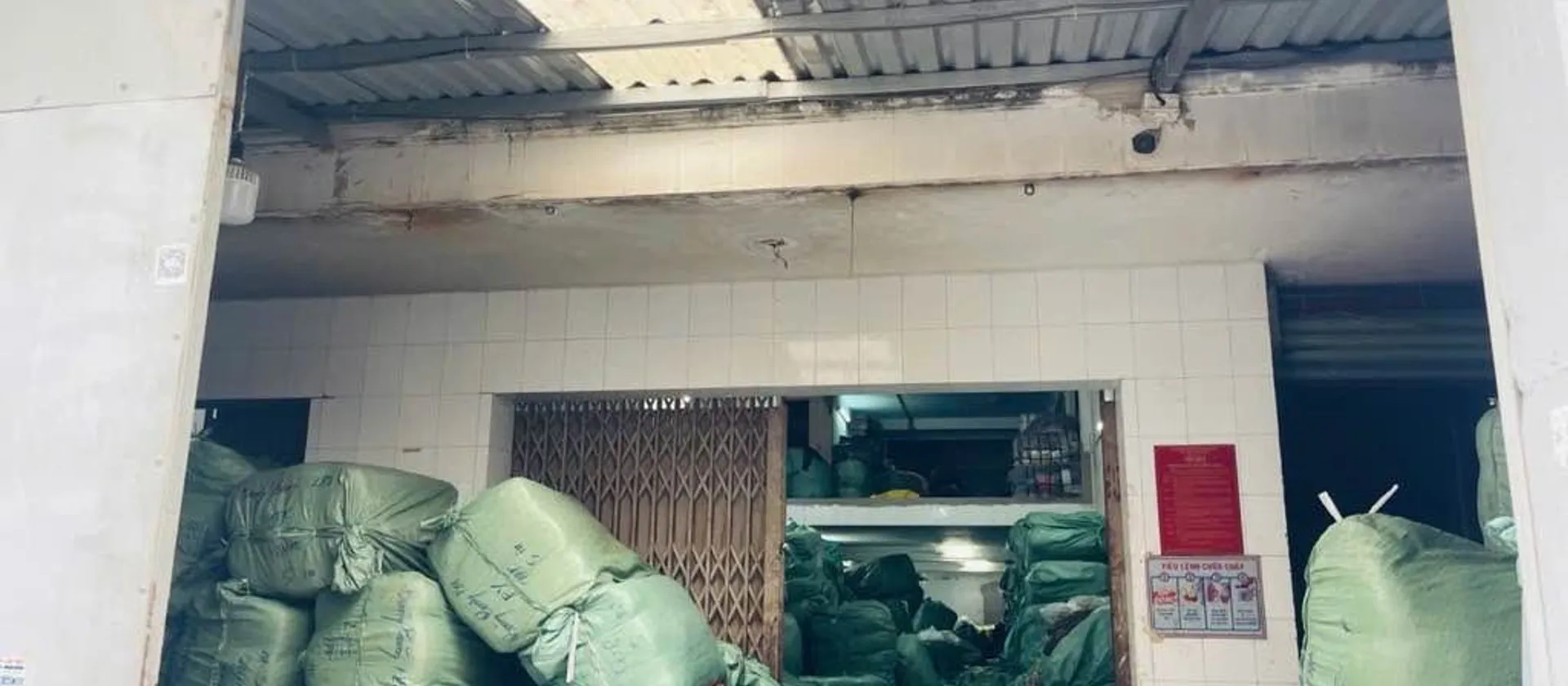 Bán nhà riêng 3 tầng 270m2 mặt tiền 11m tại Tân Phú giá 21.5 tỷ... Bán nhà riêng tại Tân Phú, Hồ Chí Minh 01