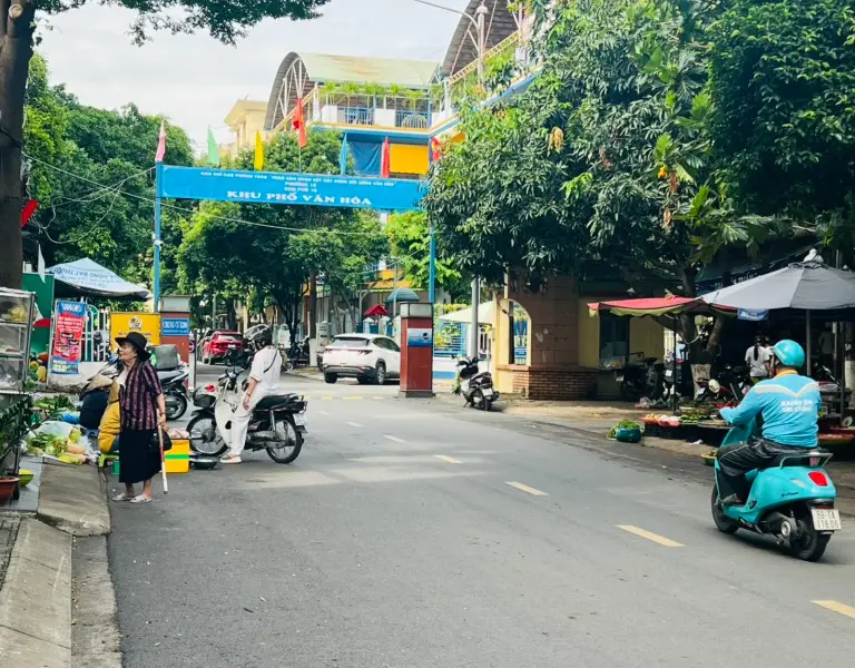 Bán biệt thự 4 tầng diện tích 221m2 ngang 12m, tại K300, Cộng Hòa, Gần Lotte.... Bán biệt thự, liền kề tại Bảy Hiền, Hồ Chí Minh 01