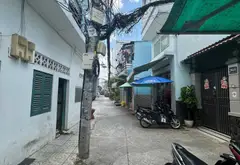 Nhà 2 tầng xinh xắn ngay Dương Bá Trạc chỉ 2,2 tỷ... Bán nhà riêng tại Chánh Hưng, Hồ Chí Minh 01