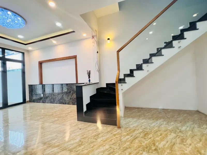 Nhà Linh Xuân, 3 tầng, hẻm ô tô gần bệnh viện Hoàn Mỹ Thủ Đức,... Bán nhà riêng tại Linh Xuân, Hồ Chí Minh 01