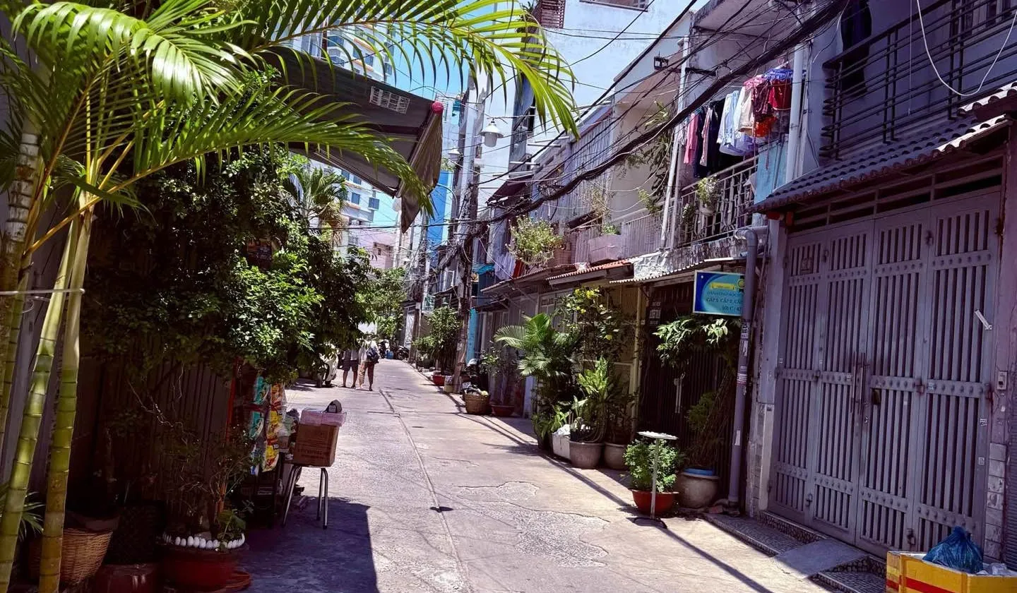 LẠC LONG QUÂN – Q11 – NGANG KHỦNG 7M - 6 TẦNG THANG MÁY - Ô TÔ THÔNG - DT SÀN GẦN 400m2 – CHỈ 19 TỶ... Bán nhà riêng tại Bình Thới, Hồ Chí Minh 01