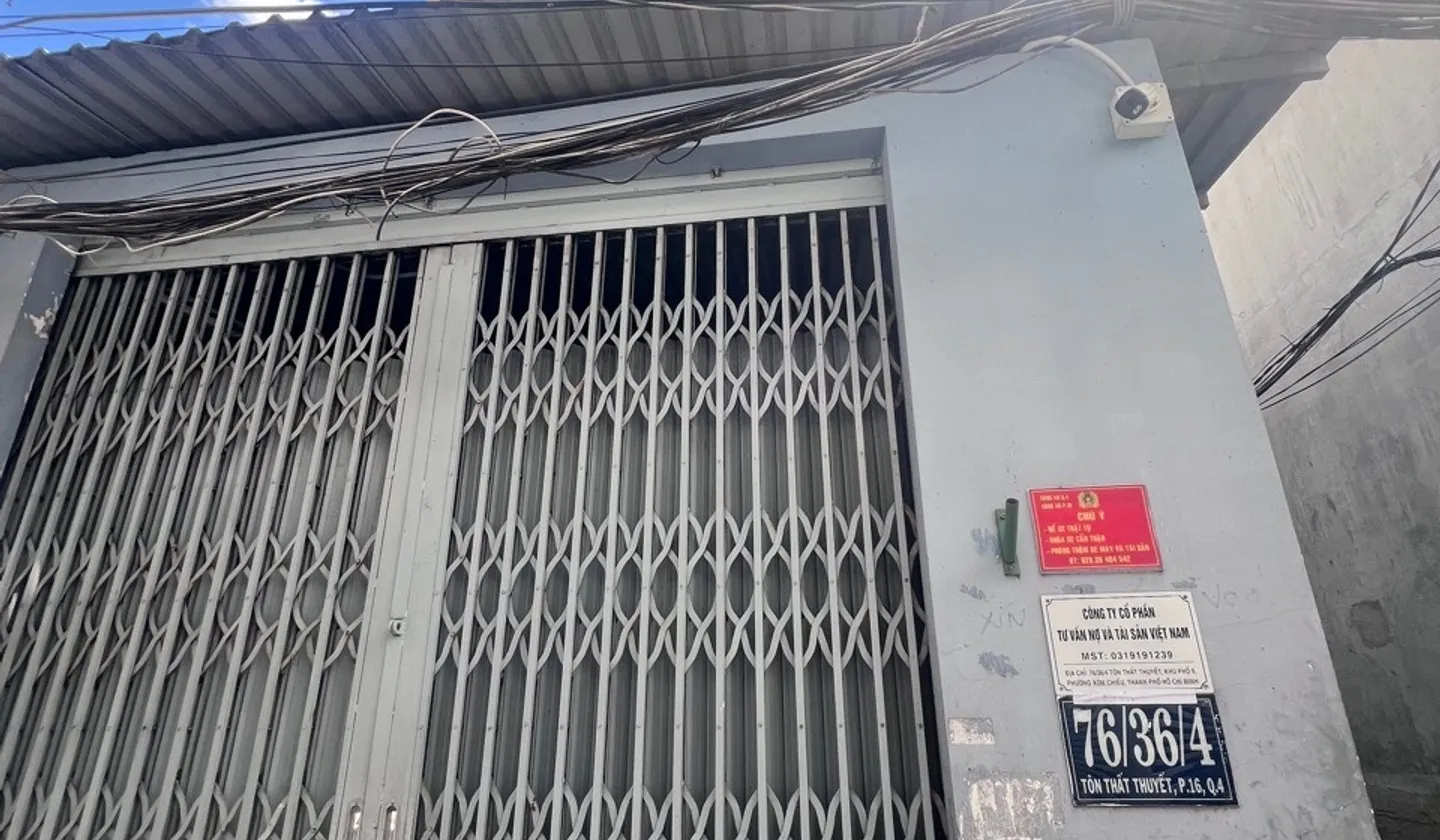 Căn hộ dịch vụ 5 tầng thu nhập 50 triệu/tháng tại Quận 4... Bán nhà riêng tại Xóm Chiếu, Hồ Chí Minh 01