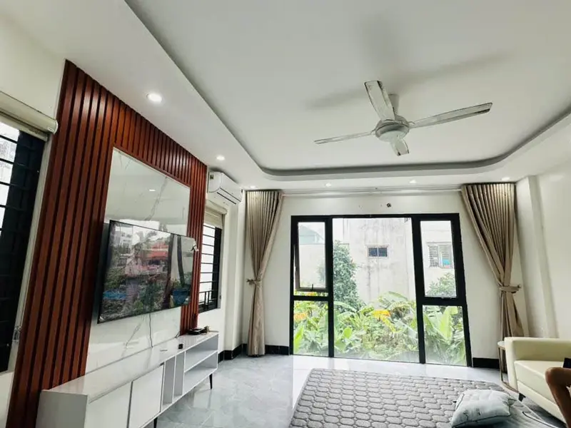 BÁN NHÀ HOA ĐỘNG, LONG BIÊN 30M2- 6 TẦNG LÔ GÓC - Ô TÔ ĐỖ CỬA... Bán nhà riêng tại Long Biên, Hà Nội 01