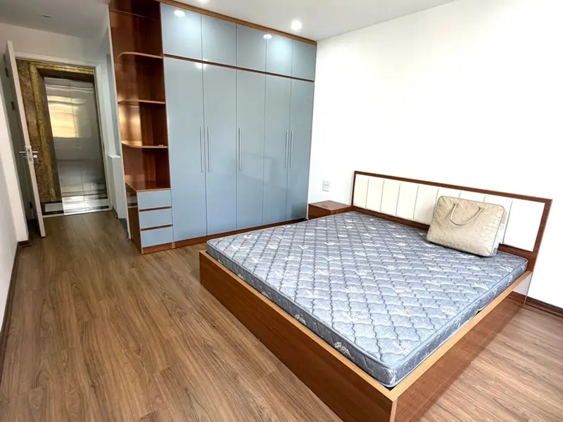 Bán nhà 6 tầng gần Hồ Đại Từ, ngõ rộng, thang máy, nội thất cao cấp... Bán nhà riêng tại Định Công, Hà Nội 01