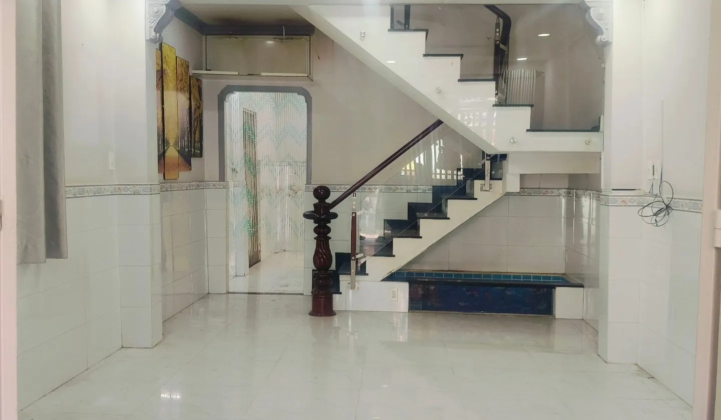 Bán nhà riêng lô góc tại phường Chánh Hưng, Quận 8, diện tích 54m2, giá 5,98 tỷ đồng... Bán nhà riêng tại Chánh Hưng, Hồ Chí Minh 01