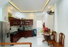 BÁN NHÀ 3 TẦNG - 51m2 - HẺM XE HƠI SONG HÀNH - XE HƠI TRONG NHÀ - P. ĐÔNG HƯNG THUẬN - Q12.... Bán nhà riêng tại Đông Hưng Thuận, Hồ Chí Minh 03