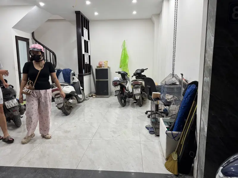 BÁN NHÀ CHÍNH CHỦ 32M2, 5 TẦNG, GIÁ 7,2 Tỷ... Bán nhà riêng tại Xuân Phương, Hà Nội 01