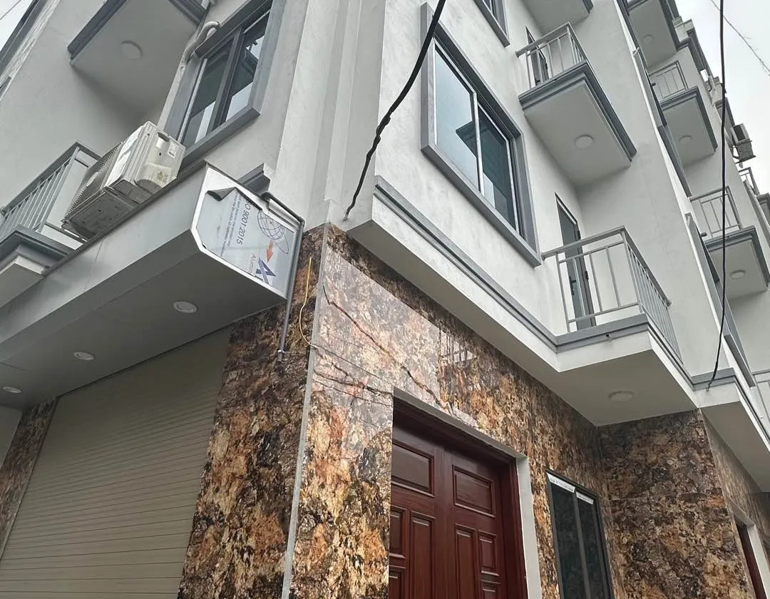 Nhà lô góc 5 tầng có thang máy gần Ô tô, giá trị tăng mạnh, chỉ hơn 6 tỷ, Dt40m2, Tây Thăng Long.... Bán nhà riêng tại Thượng Cát, Hà Nội 01