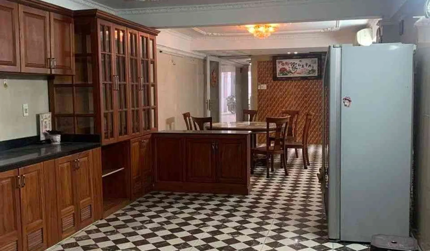 Bán nhà mặt phố 5 tầng rộng 123.6m² tại quận Tân Bình... Bán nhà mặt phố tại Bình Phú, Hồ Chí Minh 01