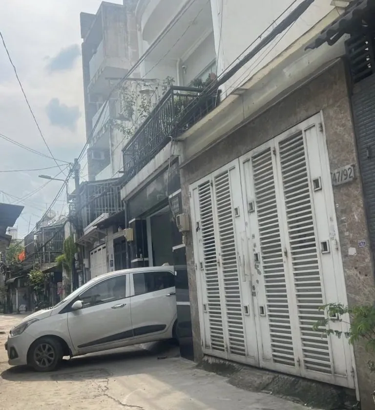 🔥 TRUNG TÂM TÂN PHÚ – SÁT NHÀ GA T3 | NHỈNH 5 TỶ
📐 50m² | Nhà 2 tầng, 2PN | Tặng full nội thất, h... Bán owner_side tại Tây Thạnh, Hồ Chí Minh 01