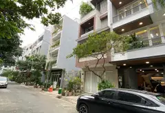 Nhà Phố Quận 7 Sang Trọng Có Gara Ô Tô & Thang Máy... Bán nhà mặt phố tại Tân Mỹ, Hồ Chí Minh 01