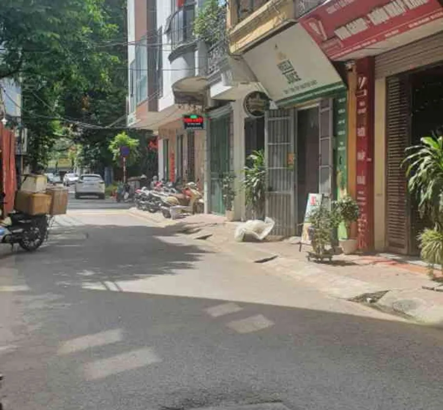 Cơ hội hiếm có sở hữu nhà phân lô Khuất Duy Tiến, tiện kinh doanh ô tô tránh... Bán nhà riêng tại Thanh Xuân, Hà Nội 01