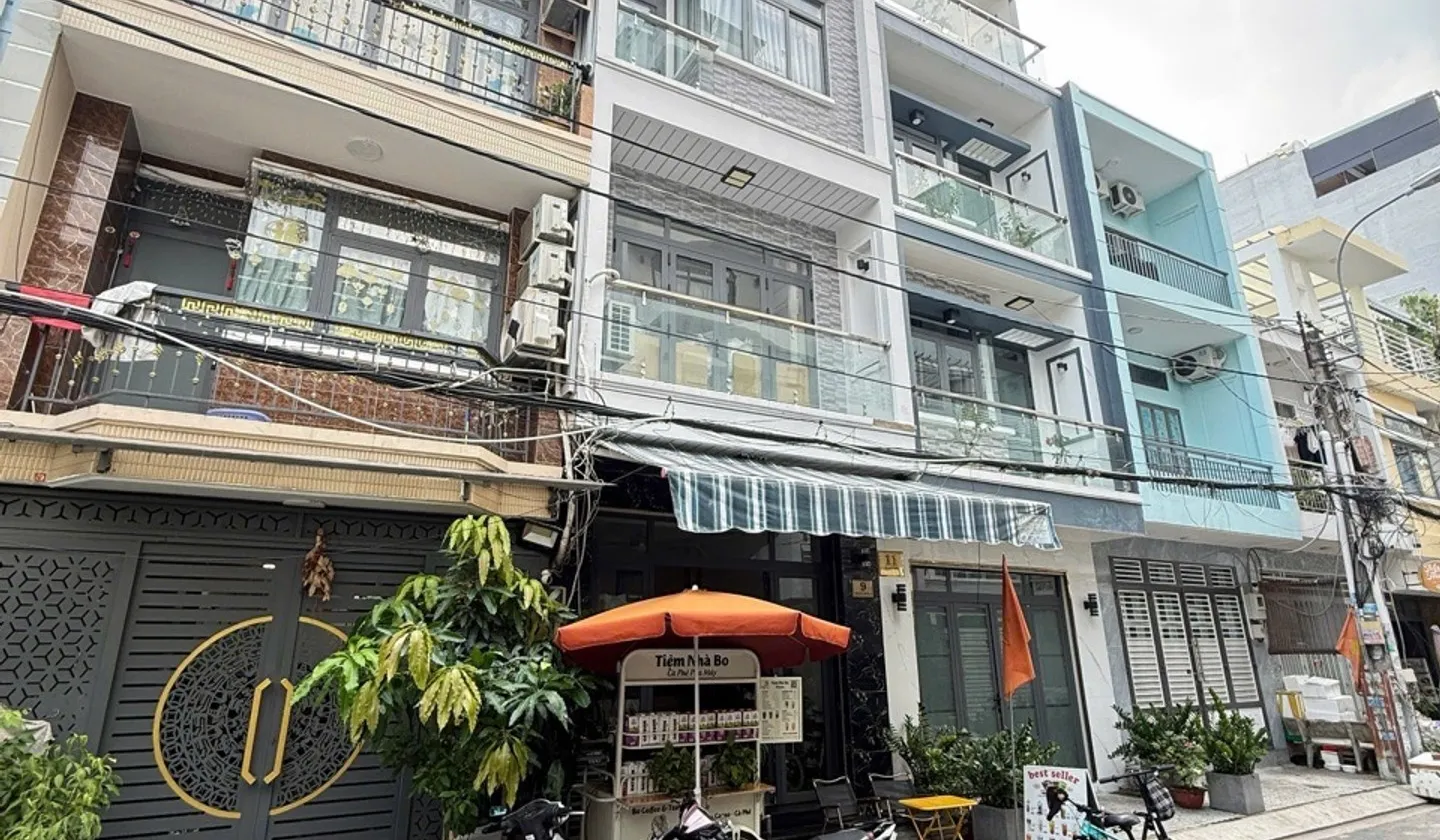 Bán nhà riêng 3 tầng tại Phường Tân Quy, Quận 7 - mặt tiền đường nhựa ô tô tránh... Bán nhà riêng tại Tân Mỹ, Hồ Chí Minh 01
