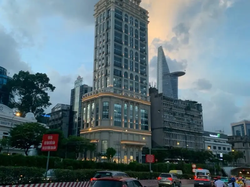 Bán nhà mặt phố rộng 415m² mặt tiền gần 14m tại quận 1... Bán nhà mặt phố tại Cầu Ông Lãnh, Hồ Chí Minh 01