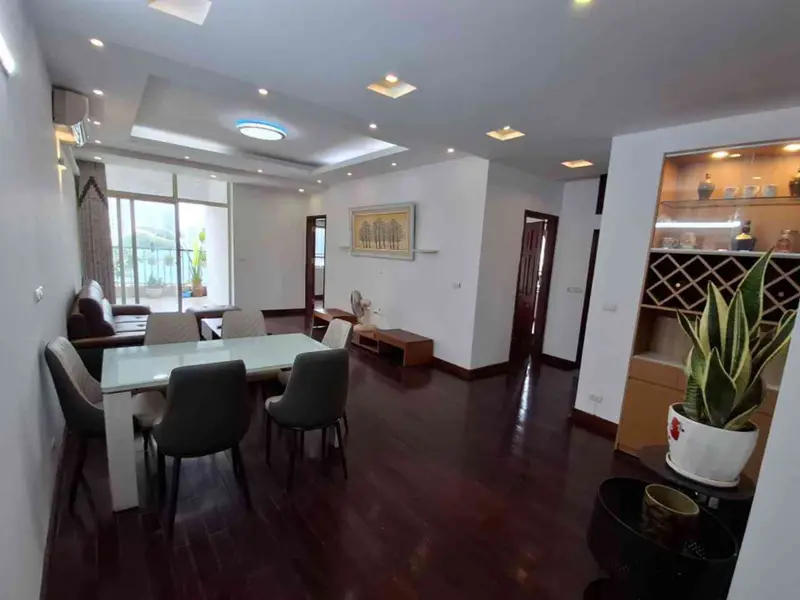 Căn hộ mặt phố NGUYỄN CHÍ THANH – Ba Đình 110m², nội thất cao cấp, sổ đỏ cất két... Bán căn hộ chung cư tại Giảng Võ, Hà Nội 01
