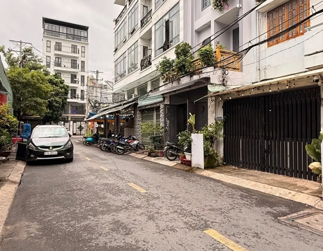 ❇️NHÀ MỚI 4 TẦNG – THANG MÁY – FULL NỘI THẤT
💰 10,8 TỶ – BỚT LỘC
📐 3,9 × 17m – Công nhận 70,2m²... Bán nhà riêng tại An Hội Tây, Hồ Chí Minh 01