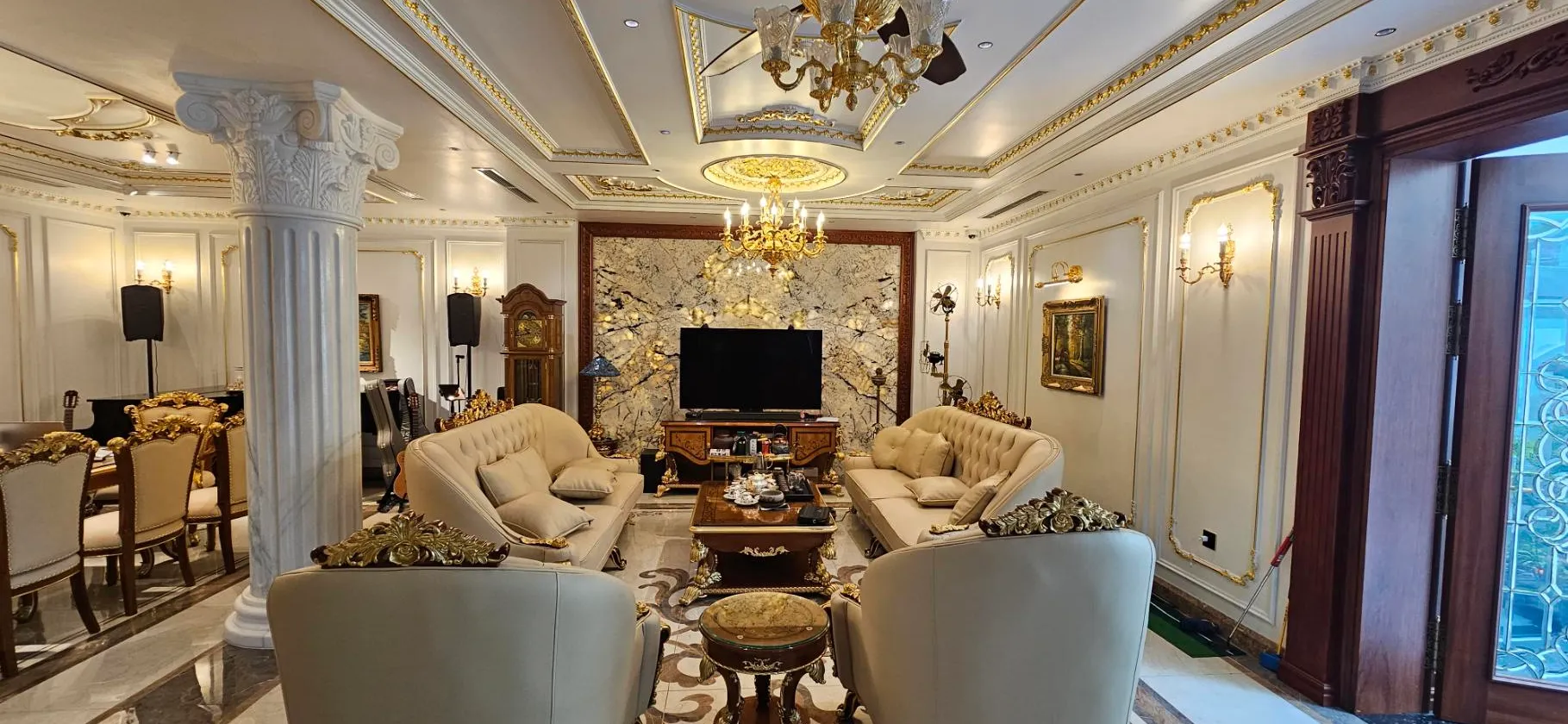 (HẠ CHÀO 6 TỶ) CẦN BÁN BIỆT THỰ VĂN PHÚ 180M2-NỘI THẤT HOÀNG GIA-SÁT NGAY CÔNG VIÊN 365.... Bán biệt thự, liền kề tại Kiến Hưng, Hà Nội 01