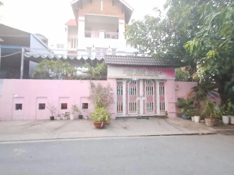 Biệt thự sân vườn rộng rãi ngay Phú Thuận - Giá sốc 29 tỷ... Bán nhà mặt phố tại Phú Thuận, Hồ Chí Minh 01