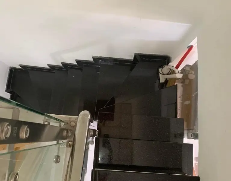 Nhà mặt phố 2 tầng 26m² hướng Nam tại Quận 7 giá 4.2 tỷ... Bán nhà mặt phố tại Phú Thuận, Hồ Chí Minh 01