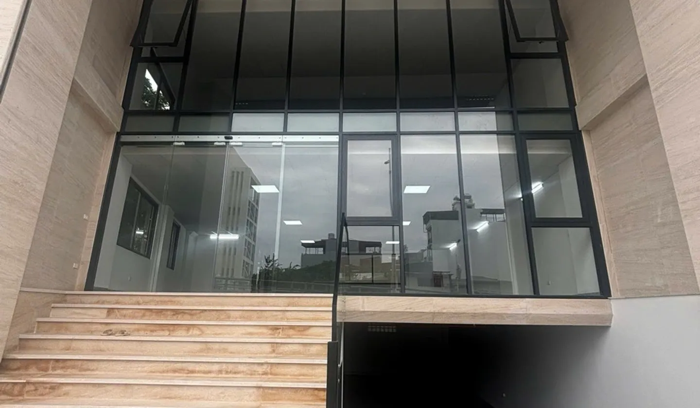 Building mặt phố Hồng Tiến- vip nhất Long Biên- 9 nổi 1 hầm- dòng tiền 180tr/tháng... Bán nhà mặt phố tại Bồ Đề, Hà Nội 01
