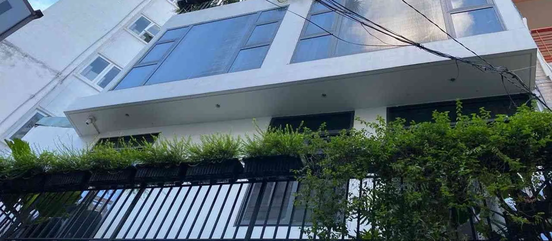 Nhà riêng 4 tầng mặt tiền rộng tại trung tâm Quận Phú Nhuận... Bán nhà riêng tại Phú Nhuận, Hồ Chí Minh 01
