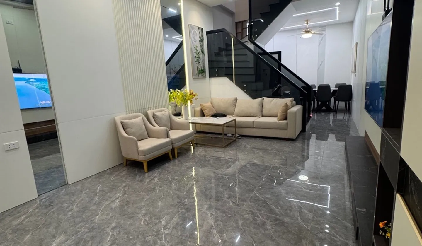 Cơ hội hiếm có tại Hoàng Văn Thái – Nhà mới, ô tô đỗ cửa, thiết kế hiện đại... Bán nhà riêng tại Phương Liệt, Hà Nội 01