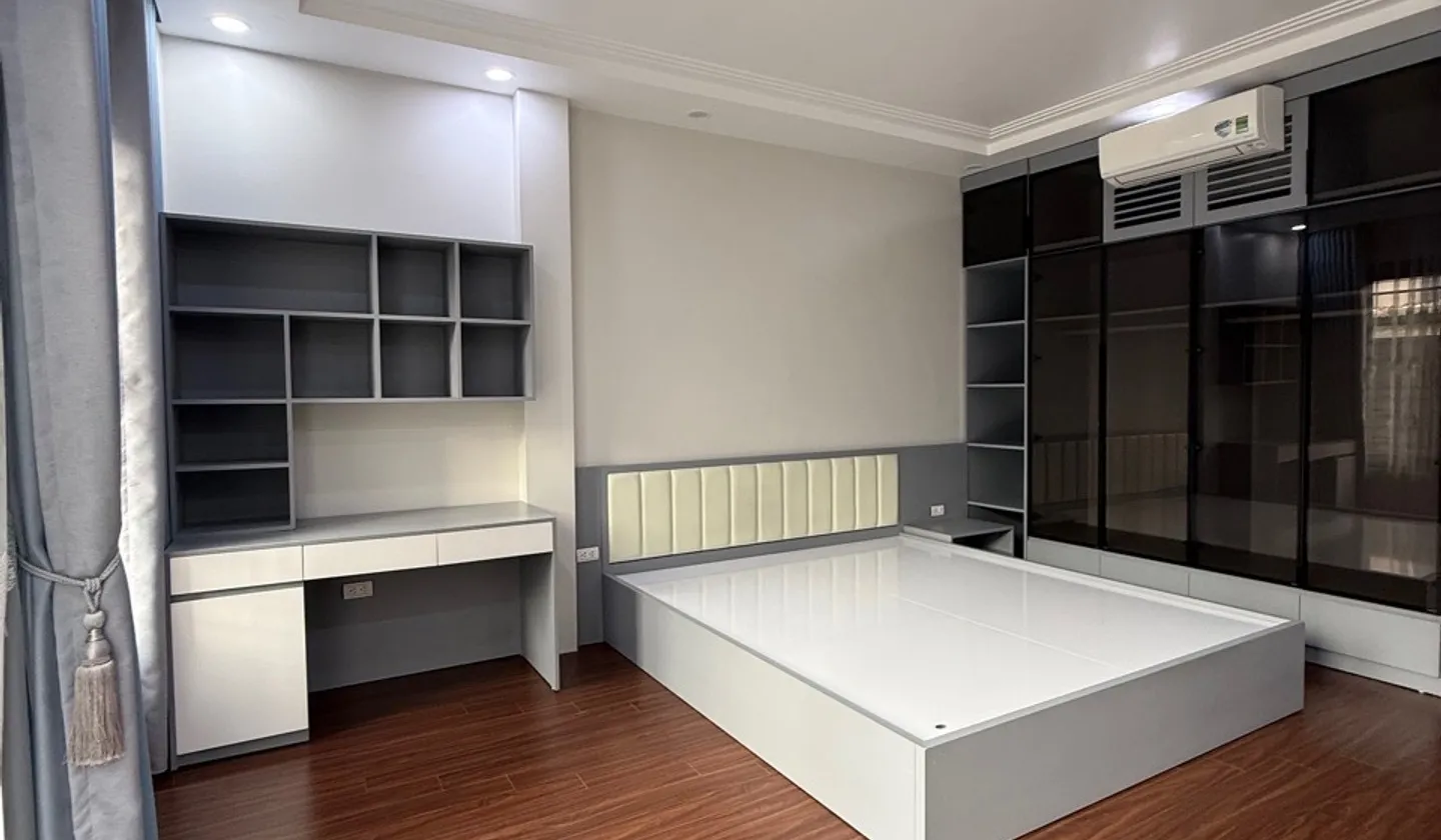 Nhà 7 tầng thang máy, gara ô tô, nội thất sang tại Gia Thuỵ... Bán nhà riêng tại Bồ Đề, Hà Nội 01