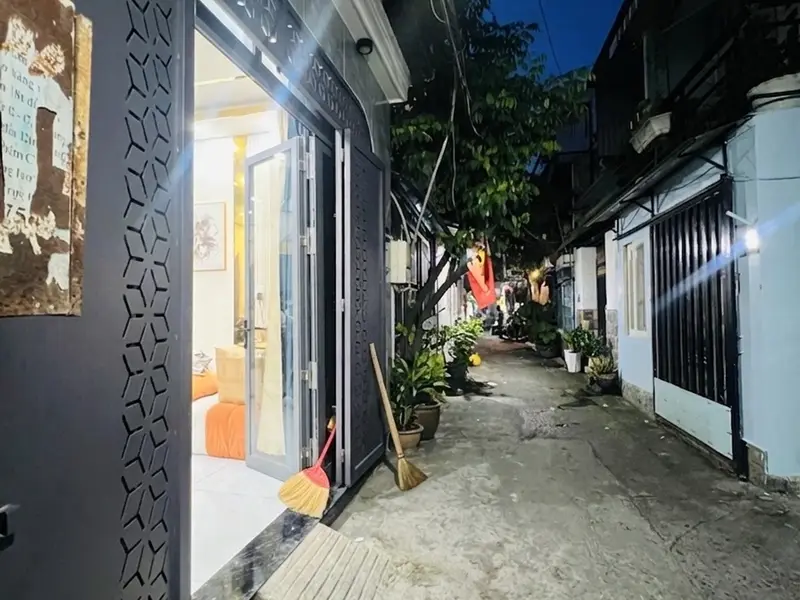 QUANG TRUNG – GẦN NGÃ 6 GÒ VẤP – LÔ GÓC – HẺM 3GÁC THÔNG... Bán nhà riêng tại Gò Vấp, Hồ Chí Minh 01