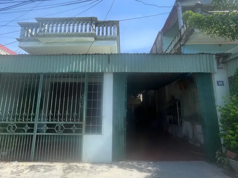 Nhà mặt phố rộng rãi tại Hoàng Lâu, Hồng Phong với mặt tiền 7,8m, hướng Nam... Bán nhà mặt phố tại An Phong, Hải Phòng 01