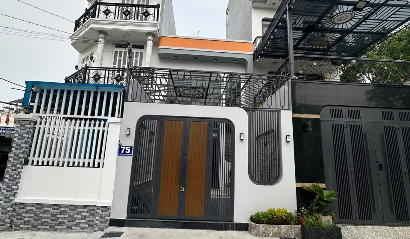 Bán nhà mặt phố 2 tầng 3 phòng ngủ hướng Đông Nam, Quận 12... Bán nhà mặt phố tại An Phú Đông, Hồ Chí Minh 01