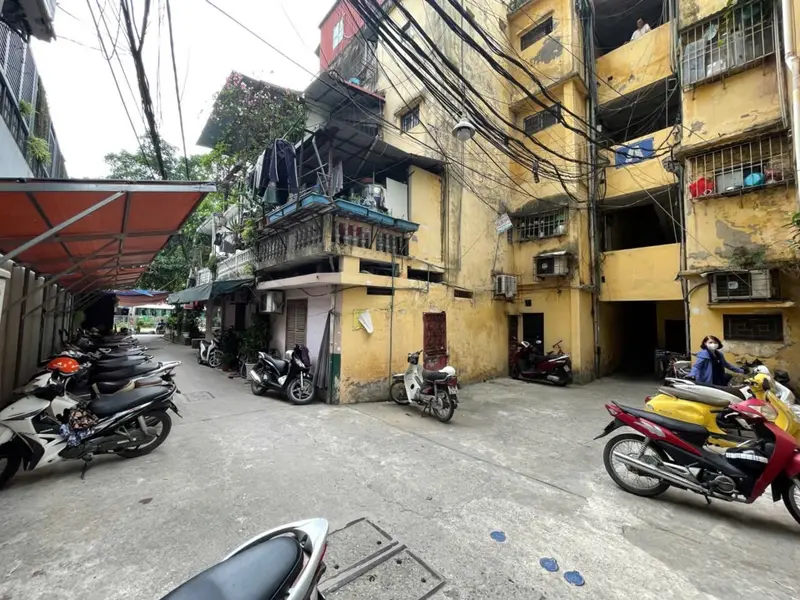Căn hộ tập thể hiếm tại Ba Đình – Giá tốt cho người thích tự thiết kế... Bán căn hộ chung cư tại Ba Đình, Hà Nội 01