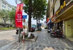 Bán nhà riêng 3 tầng tại Lạc Long Quân, gần Lotte Tây Hồ, diện tích 81m²... Bán nhà riêng tại Tây Hồ, Hà Nội 01