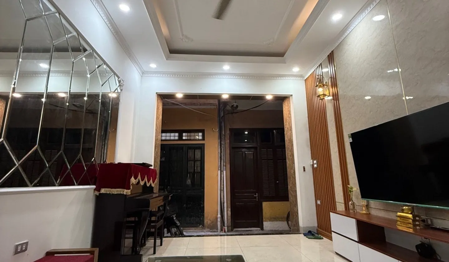 CHÍNH CHỦ BÁN NHÀ LÕI THANH XUÂN 30M RA PHỐ NGÕ THÔNG Ô TÔ HƠN 11 TỶ... Bán nhà riêng tại Phương Liệt, Hà Nội 01