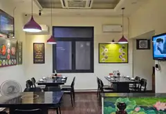 Nhà mặt phố trung tâm vị trí đắc địa sầm uất tại quận Ba Đình. Có sổ đỏ... Bán nhà mặt phố tại Ba Đình, Hà Nội 02