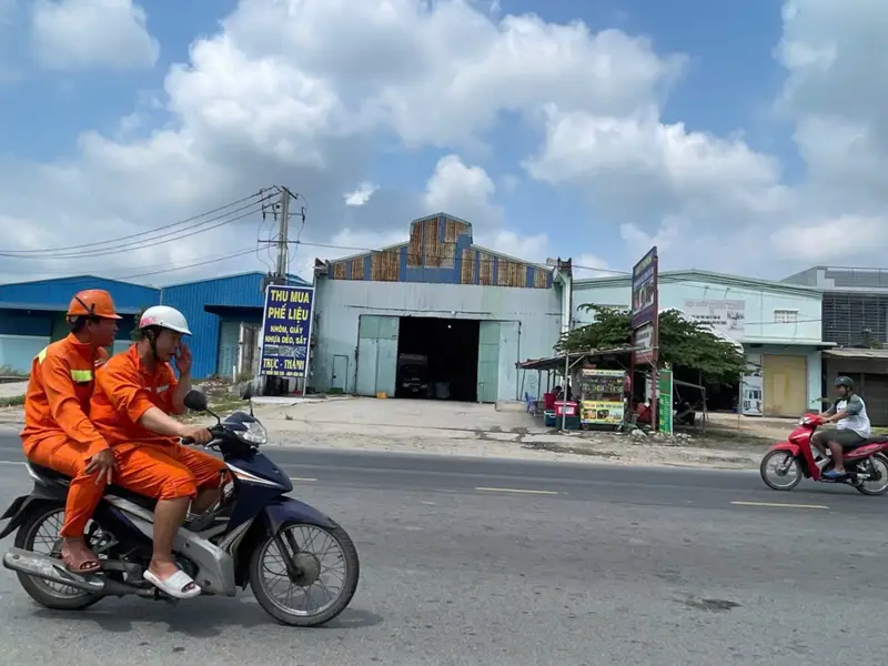 Mặt tiền QL50 - hơn 206m2 - chỉ nhỉnh 15.5 tỷ... Bán kho, nhà xưởng tại Hưng Long, Hồ Chí Minh 01