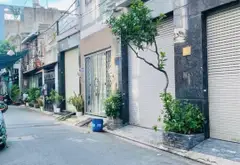 Nhà cấp 4 2 mặt hẻm xe hơi, quỹ đất 82m² tại quận Bình Tân sát eaon Tân Phú... Bán nhà riêng tại Bình Hưng Hòa, Hồ Chí Minh 04