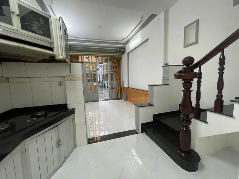 Nhà riêng 4 tầng kiên cố Phường Tân Sơn Nhất, diện tích 30,4m2, giá 6,95 tỷ... Bán nhà riêng tại Tân Sơn Nhất, Hồ Chí Minh 01